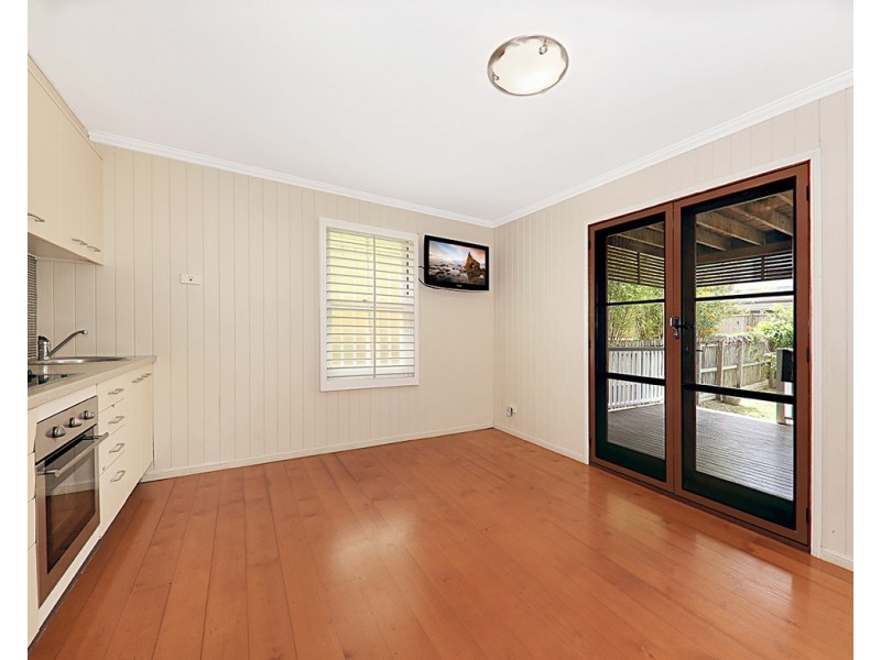 79 Erneton Street, Newmarket QLD 4051