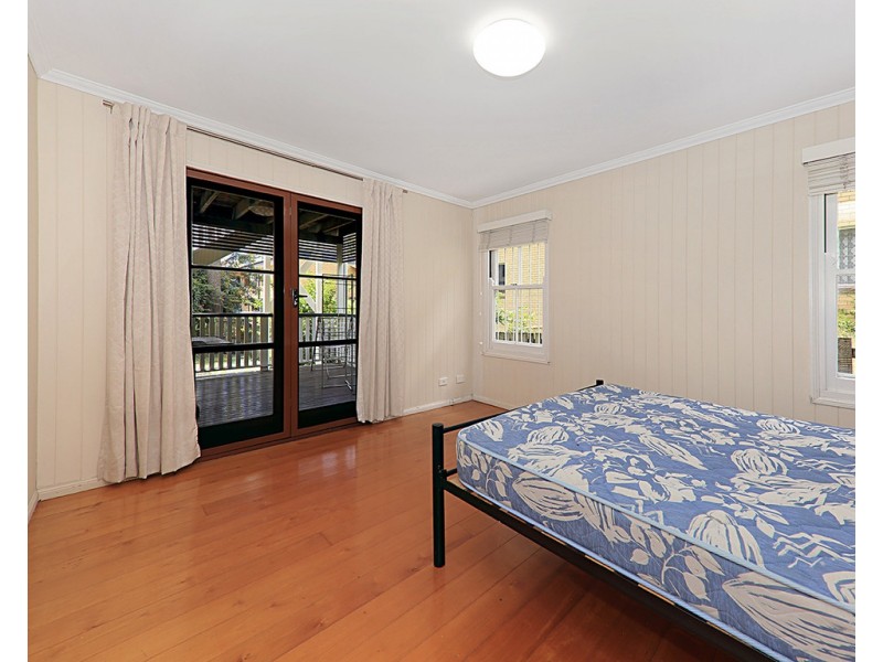 79 Erneton Street, Newmarket QLD 4051