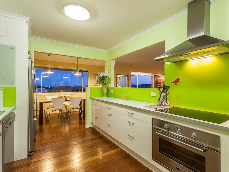 1038 South Pine Road, Everton Hills QLD 4053