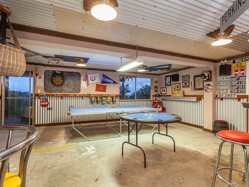 1038 South Pine Road, Everton Hills QLD 4053