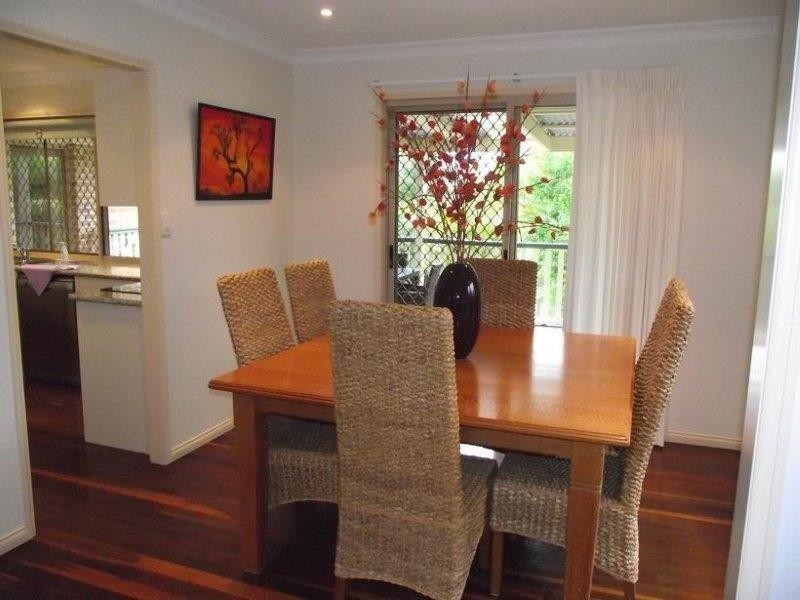 7 Larwood Place, Ferny Hills QLD 4055