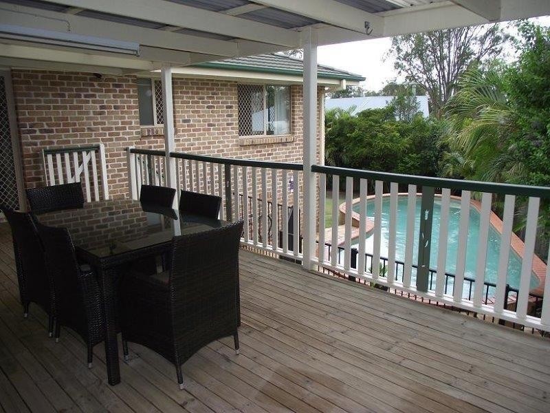 7 Larwood Place, Ferny Hills QLD 4055