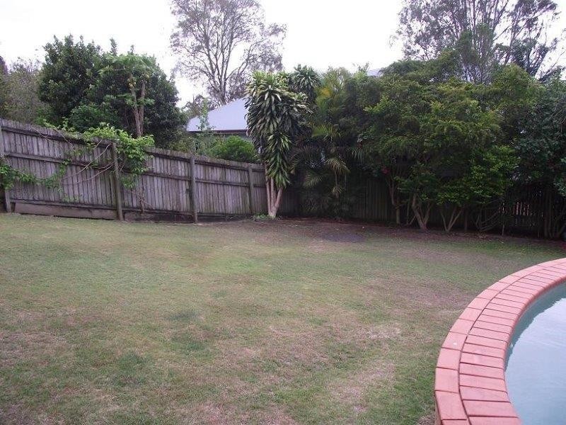 7 Larwood Place, Ferny Hills QLD 4055