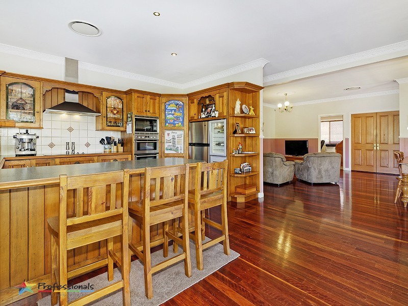 53 Rogers Parade West, Everton Park QLD 4053