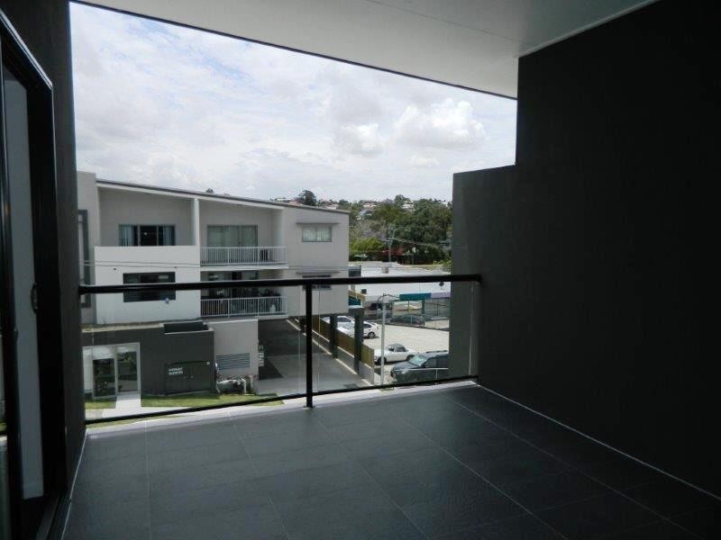 8/14 Gordon Parade, Everton Park QLD 4053