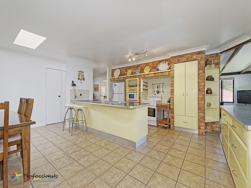 51 Rogers Parade West, Everton Park QLD 4053