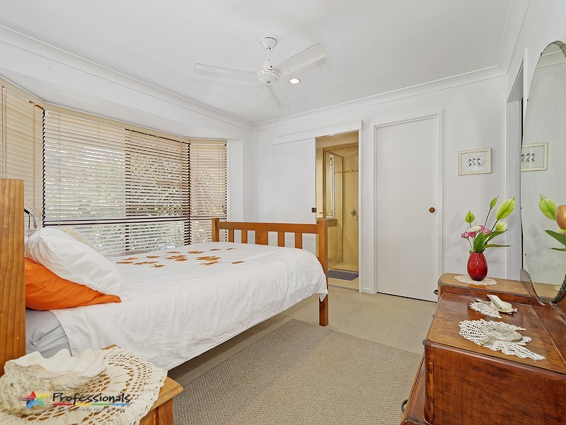 51 Rogers Parade West, Everton Park QLD 4053