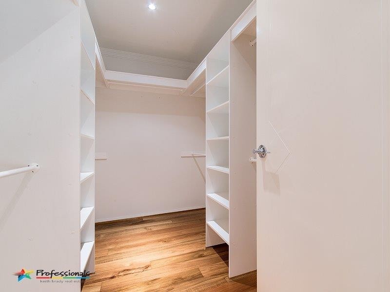 439 Bielby Street, Kenmore Hills QLD 4069