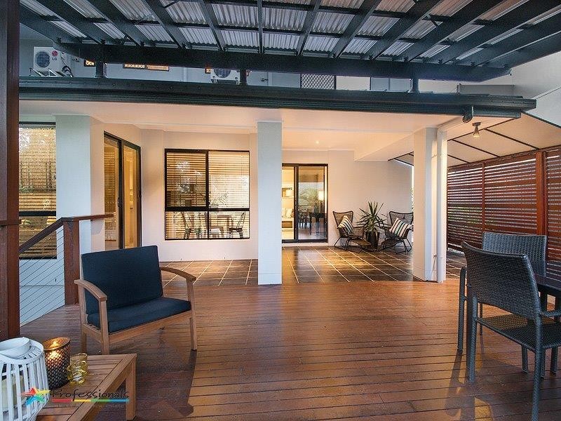 439 Bielby Street, Kenmore Hills QLD 4069