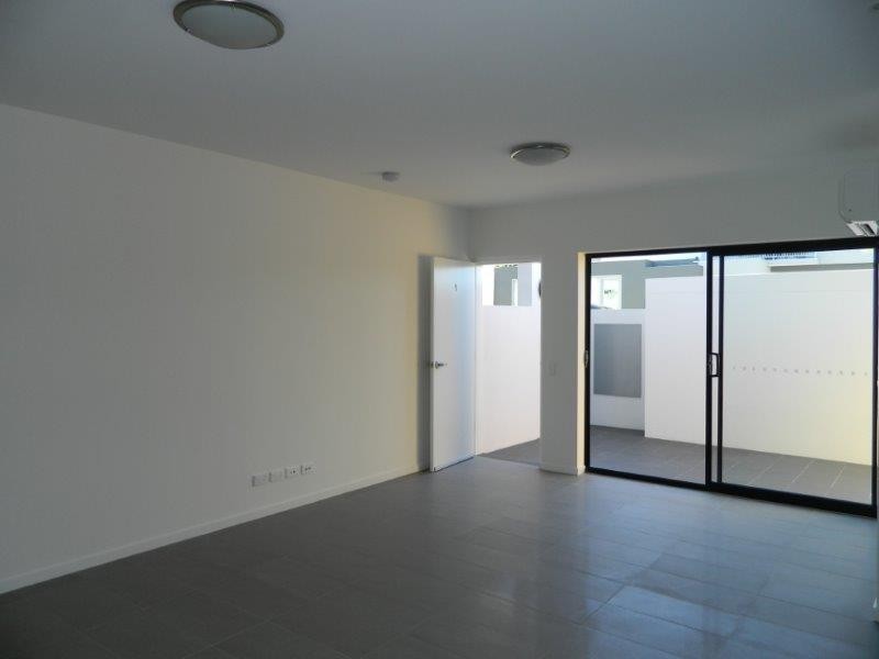 1/14 Gordon Parade, Everton Park QLD 4053