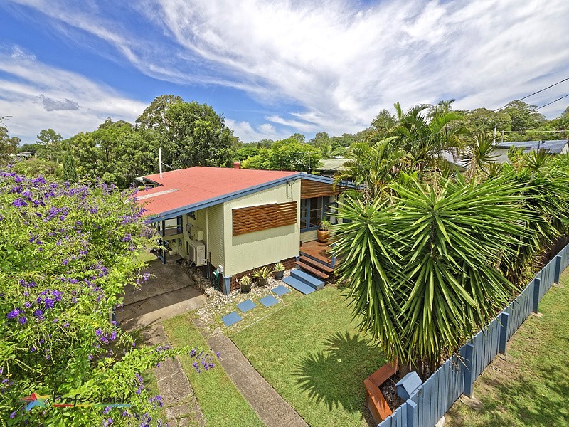 49 Yanderra Avenue, Arana Hills QLD 4054