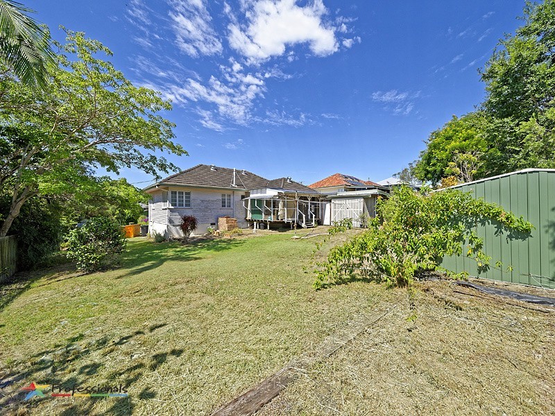 18 Lesina Street, Keperra QLD 4054