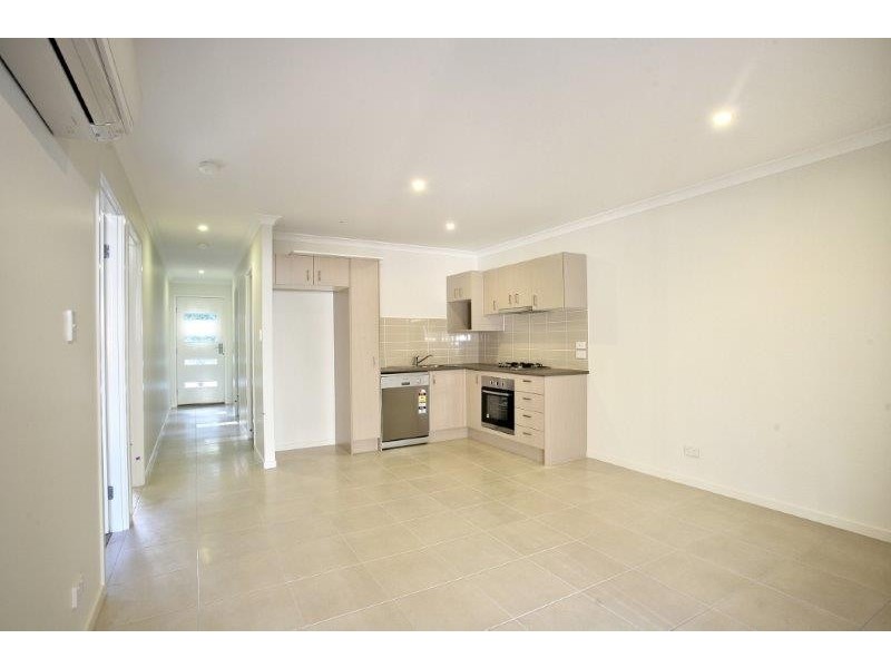 2/2 Georges Court, Everton Hills QLD 4053