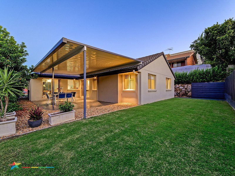 68 Sinatra Crescent, Mcdowall QLD 4053