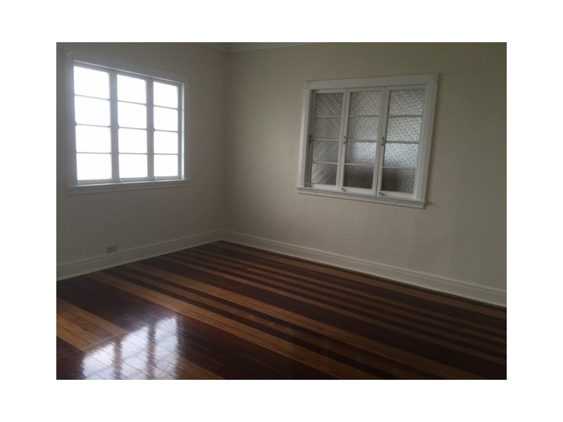 18 Lesina Street, Keperra QLD 4054