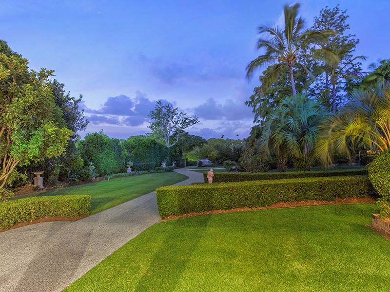 38 Ridley Road, Bridgeman Downs QLD 4035