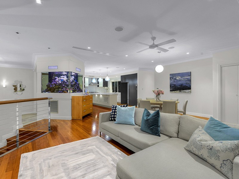 38 Ridley Road, Bridgeman Downs QLD 4035