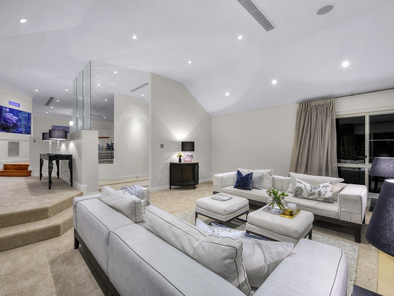 38 Ridley Road, Bridgeman Downs QLD 4035