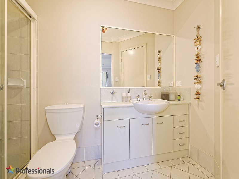 11/60 Warana Street, The Gap QLD 4061