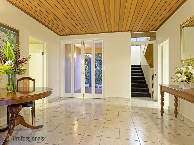 972 Rode Road, Mcdowall QLD 4053