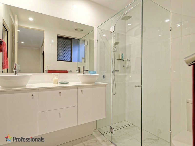 972 Rode Road, Mcdowall QLD 4053