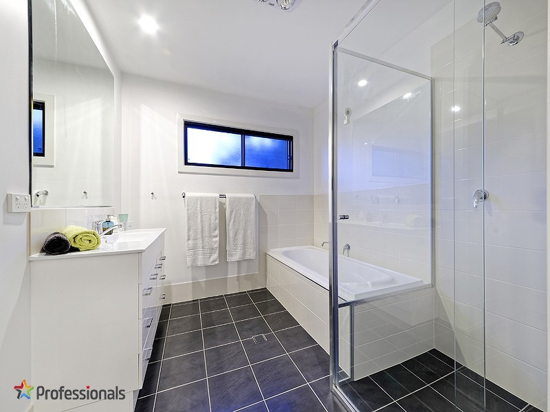 241 Wardell Street, Enoggera QLD 4051
