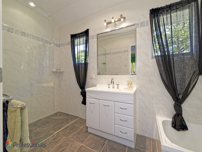 33 Ledbury Street, Aspley QLD 4034