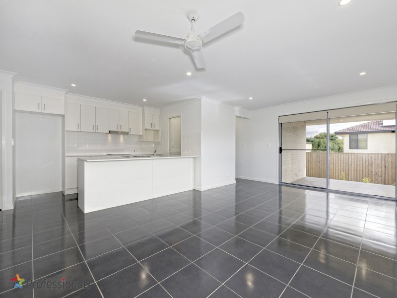 3 Beazley Circuit, Bridgeman Downs QLD 4035