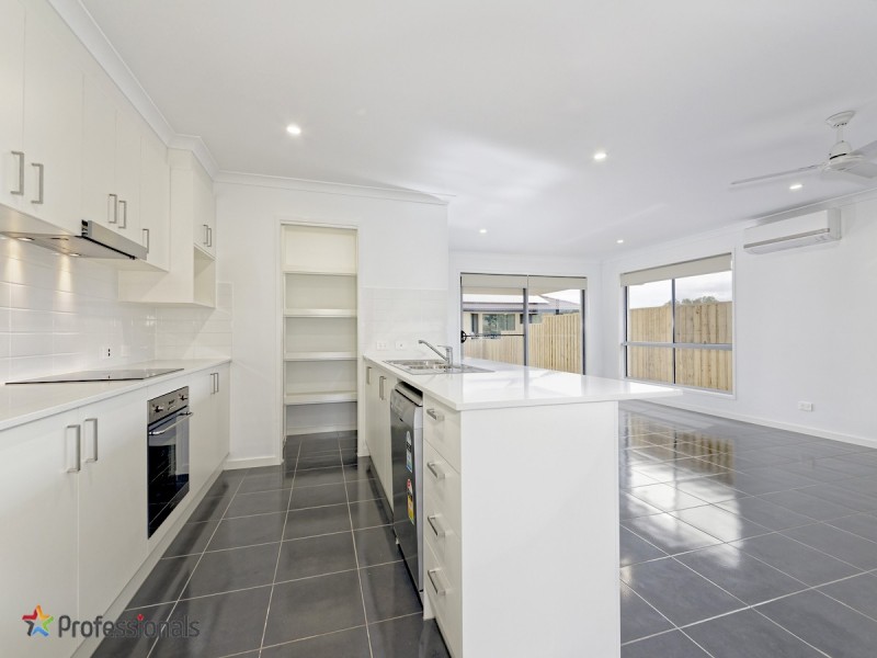 3 Beazley Circuit, Bridgeman Downs QLD 4035
