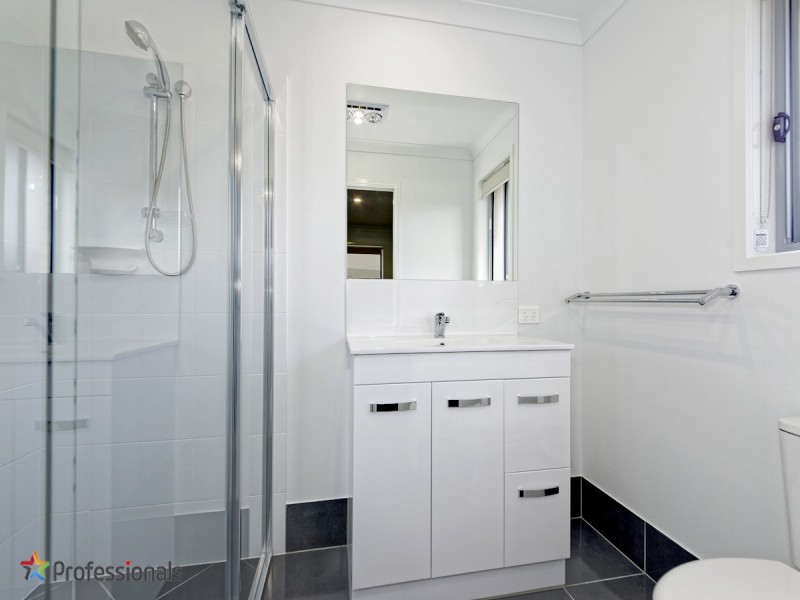 3 Beazley Circuit, Bridgeman Downs QLD 4035