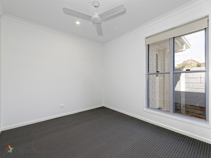 3 Beazley Circuit, Bridgeman Downs QLD 4035