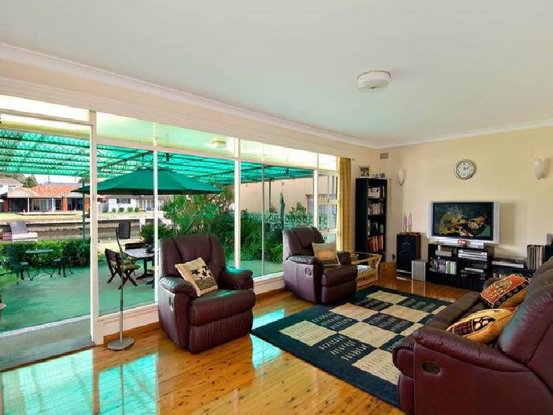 126 Belgrave Esplanade, Sylvania Waters NSW 2224