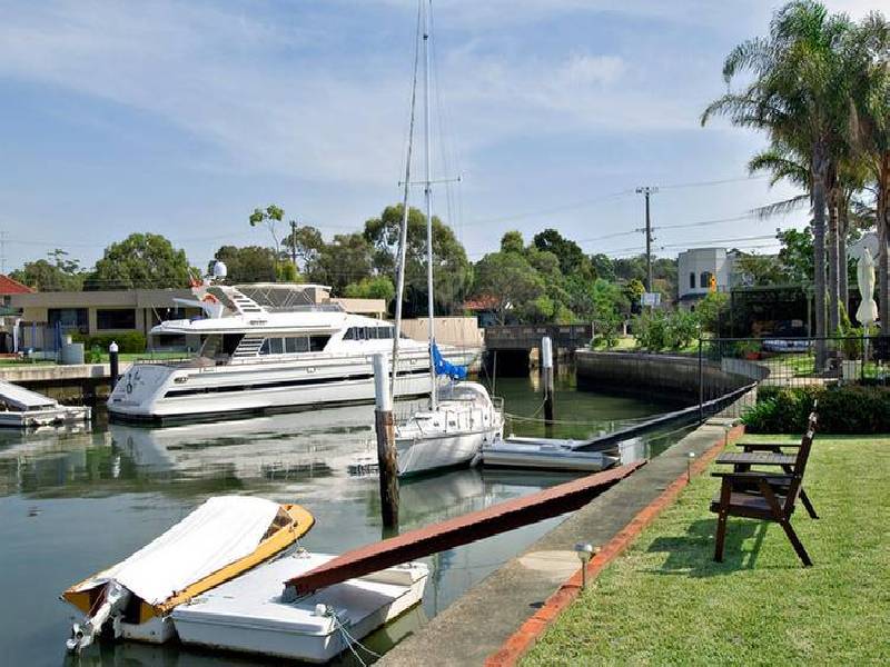 126 Belgrave Esplanade, Sylvania Waters NSW 2224