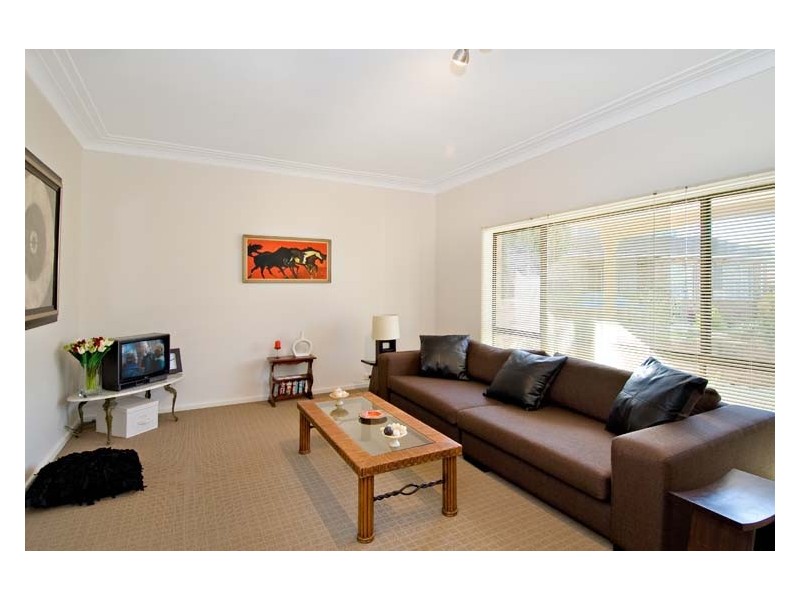 12 Jingara Place, Sylvania NSW 2224