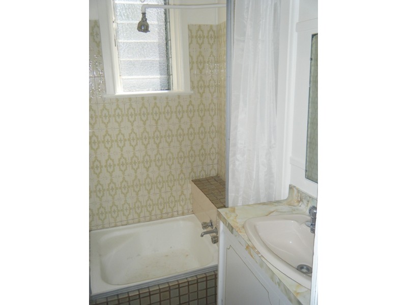 140 Holt Rd, Taren Point NSW 2229