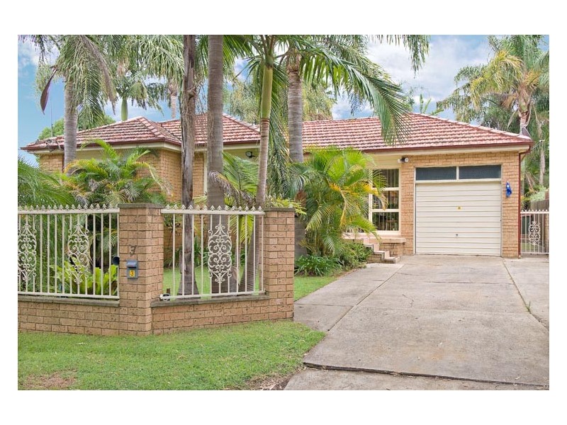 3 Tennyson Place, Sylvania NSW 2224