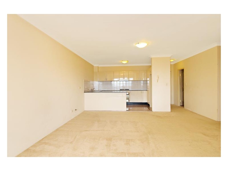 18/10-20 Mackay Street, Caringbah NSW 2229