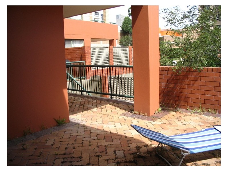 2/25-27 Kiora Rd, Miranda NSW 2228