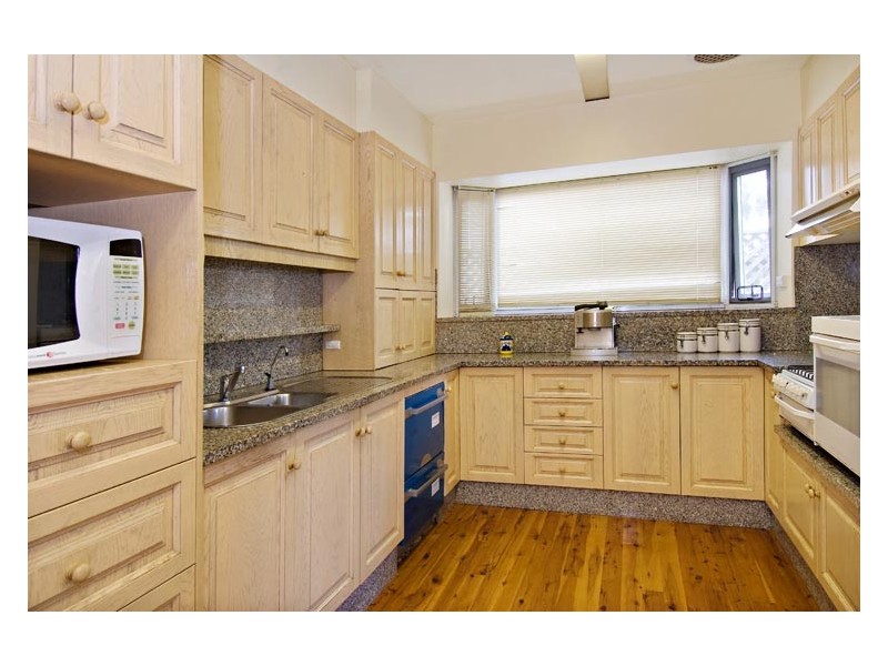 4 Bogan Ave, Sylvania Waters NSW 2224