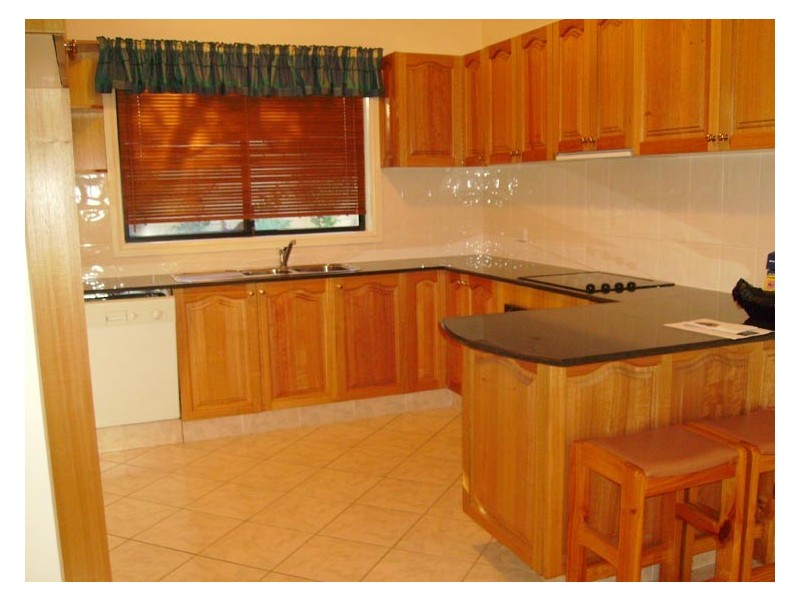 2/11 Endeavour  St, Sylvania NSW 2224