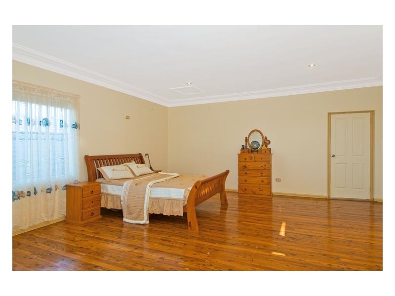 39 Harrow St, Sylvania NSW 2224