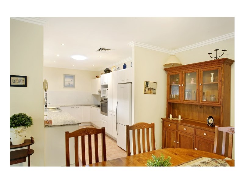 8/66 Old Taren Point Rd, Taren Point NSW 2229