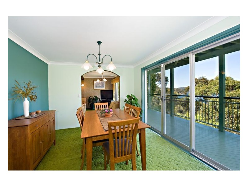 105B  Bunarba Rd, Gymea Bay NSW 2227