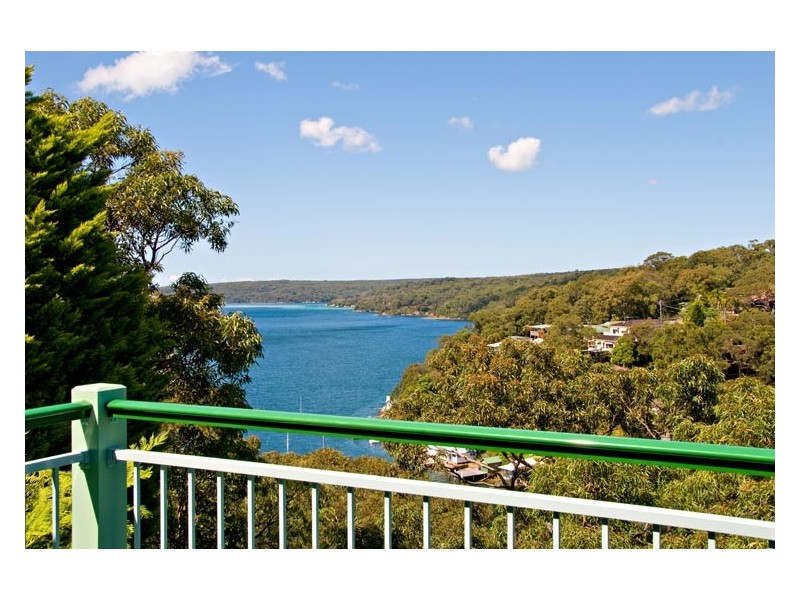 105B  Bunarba Rd, Gymea Bay NSW 2227