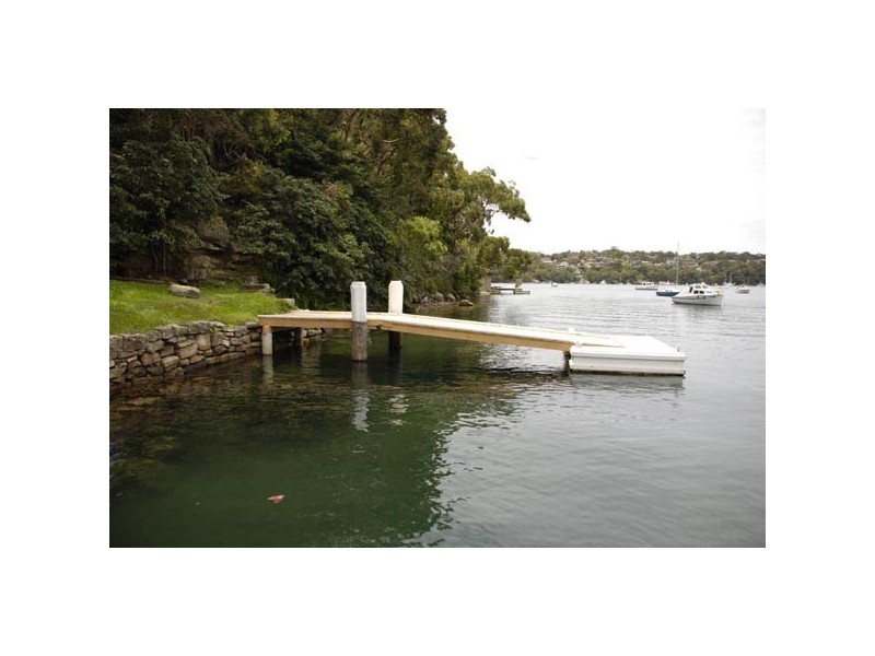 105B  Bunarba Rd, Gymea Bay NSW 2227