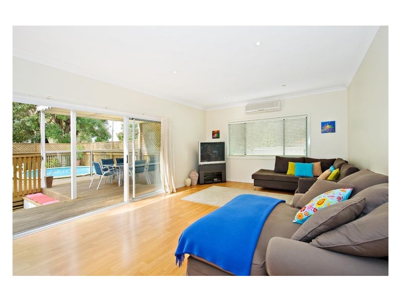 103 Waratah St, Kirrawee NSW 2232