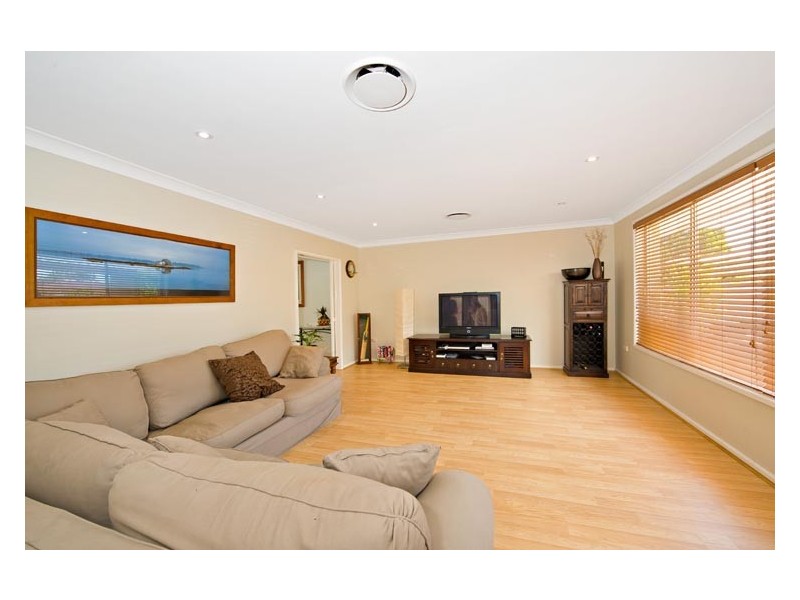 20 Cordeaux Cres, Sylvania Waters NSW 2224