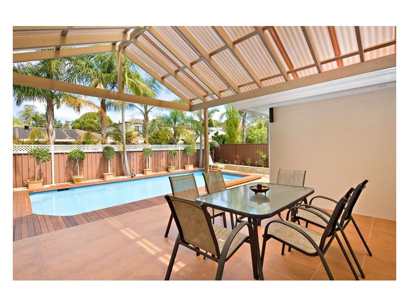 20 Cordeaux Cres, Sylvania Waters NSW 2224