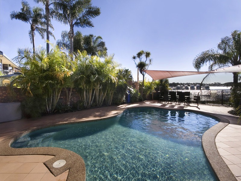 13 Harrow St, Sylvania NSW 2224