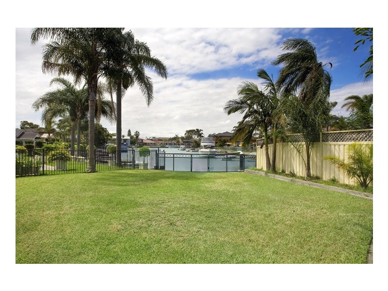 208 Belgrave Esplanade, Sylvania Waters NSW 2224
